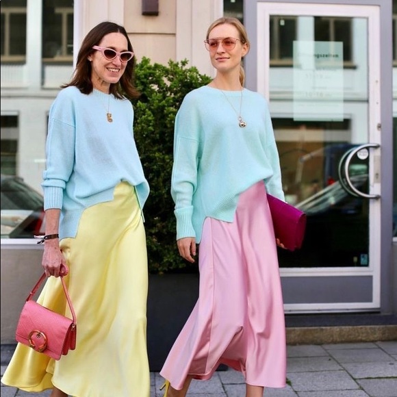 SPRING STYLE MYSTERY BOX • 5 PIECES - Picture 5 of 10